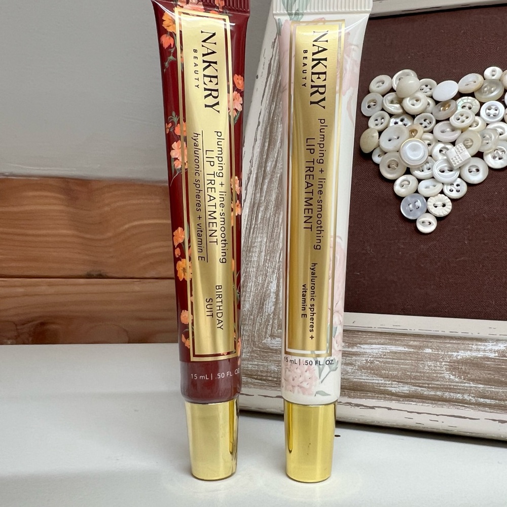 Plumping Lip Treatment - Birthday Suit And Neutral